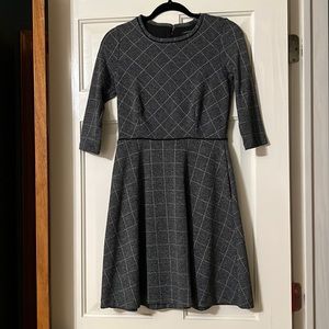 Banana republic, gray dress size 4 petite